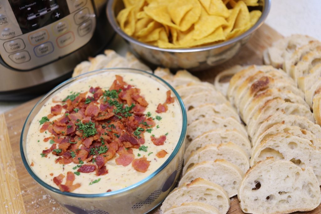 Bacon Artichoke Queso Dip (Instant Pot) Indigo Nili