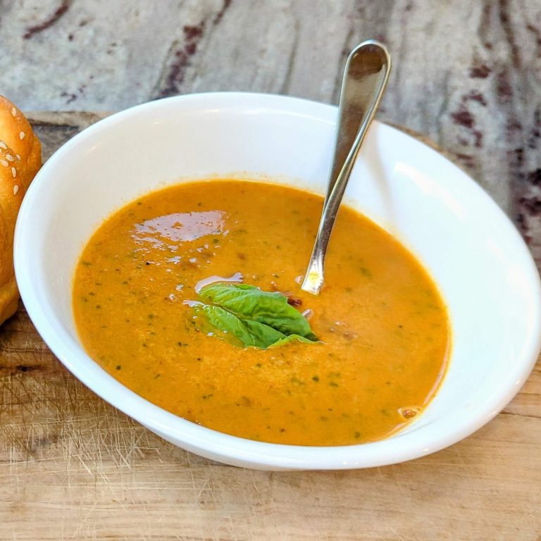 Creamy Airfryer Red Pepper Soup with Basil (keto, dairyfree) Indigo Nili
